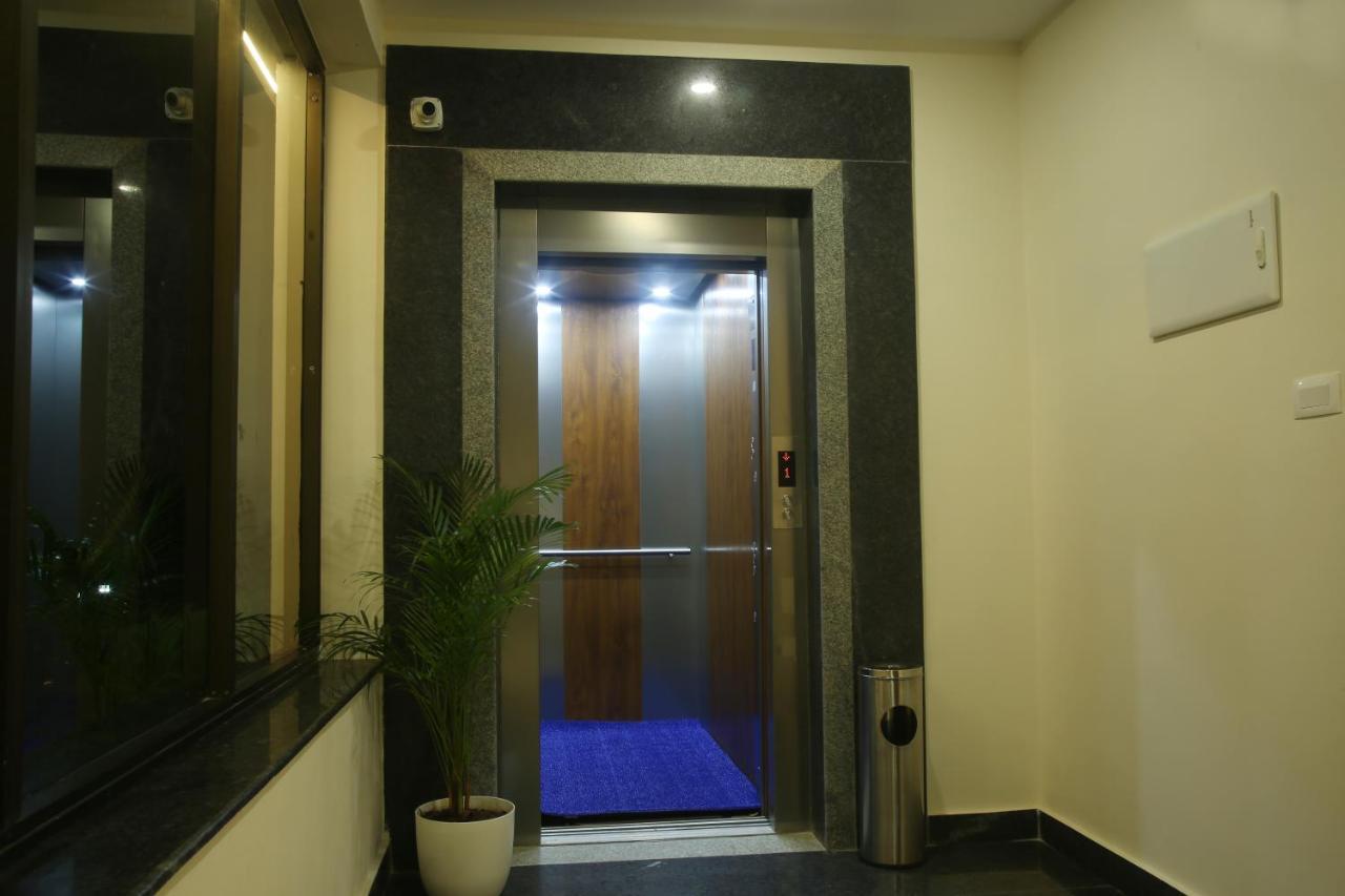 Park Iris Hotels, Bharathi Nagar วิเจยาวารา ภายนอก รูปภาพ