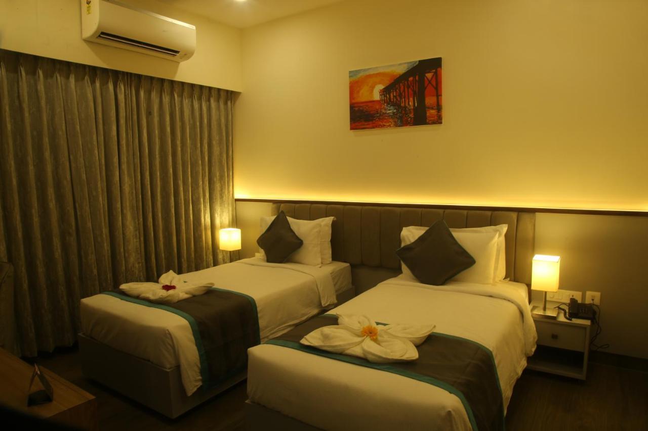 Park Iris Hotels, Bharathi Nagar วิเจยาวารา ภายนอก รูปภาพ