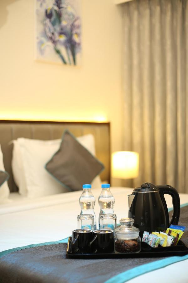 Park Iris Hotels, Bharathi Nagar วิเจยาวารา ภายนอก รูปภาพ
