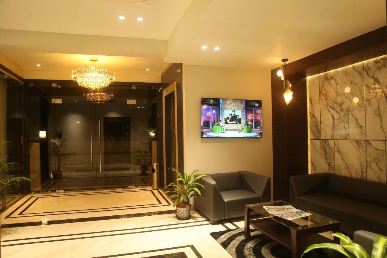 Park Iris Hotels, Bharathi Nagar วิเจยาวารา ภายนอก รูปภาพ